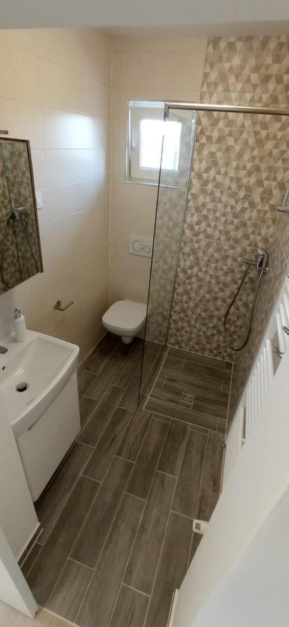 דראגה Apartments Davor מראה חיצוני תמונה