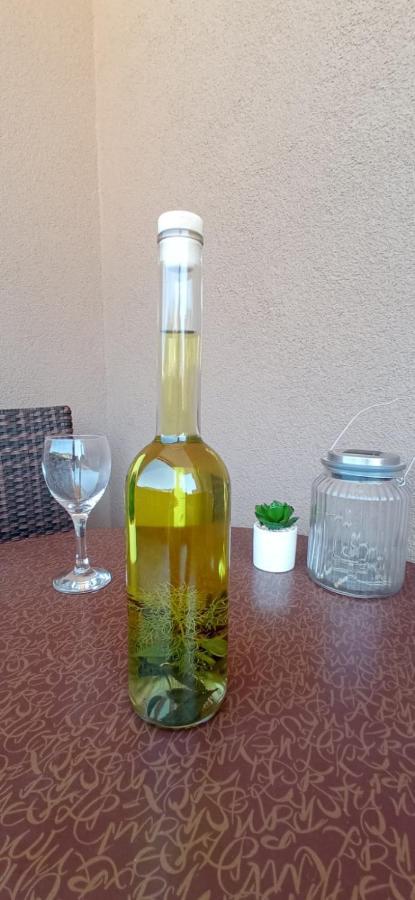 דראגה Apartments Davor מראה חיצוני תמונה